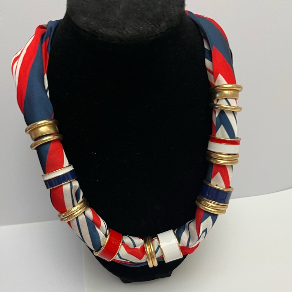 NWT โ๏ธโฅ๏ธ๐โ๏ธ Piper K gorgeous red n blue tones adjustable scarf necklace - Picture 8 of 12